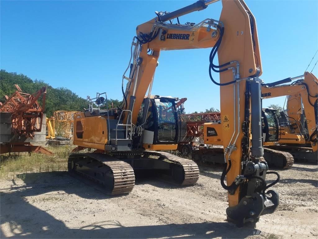 Liebherr R924 Excavatoare pe șenile
