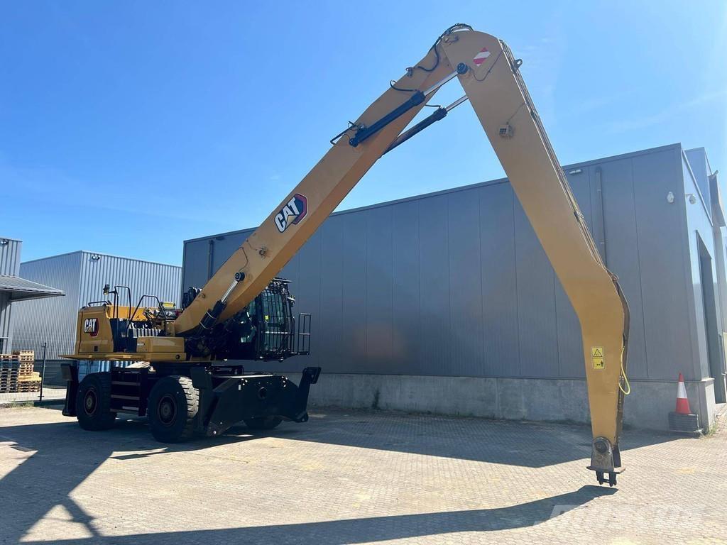 CAT MH3040 Paleta de manipulare