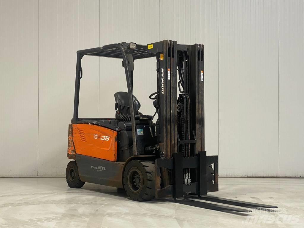Doosan B35X-7 Stivuitor electric
