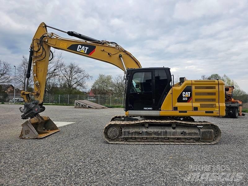 CAT 323-07B Excavatoare pe șenile
