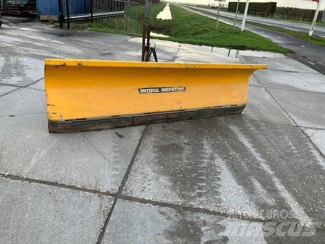 Nido H240 EPZ Utilaje întreţinere terenuri - Altele