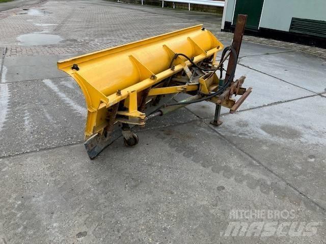 Nido H240 EPZ Utilaje întreţinere terenuri - Altele
