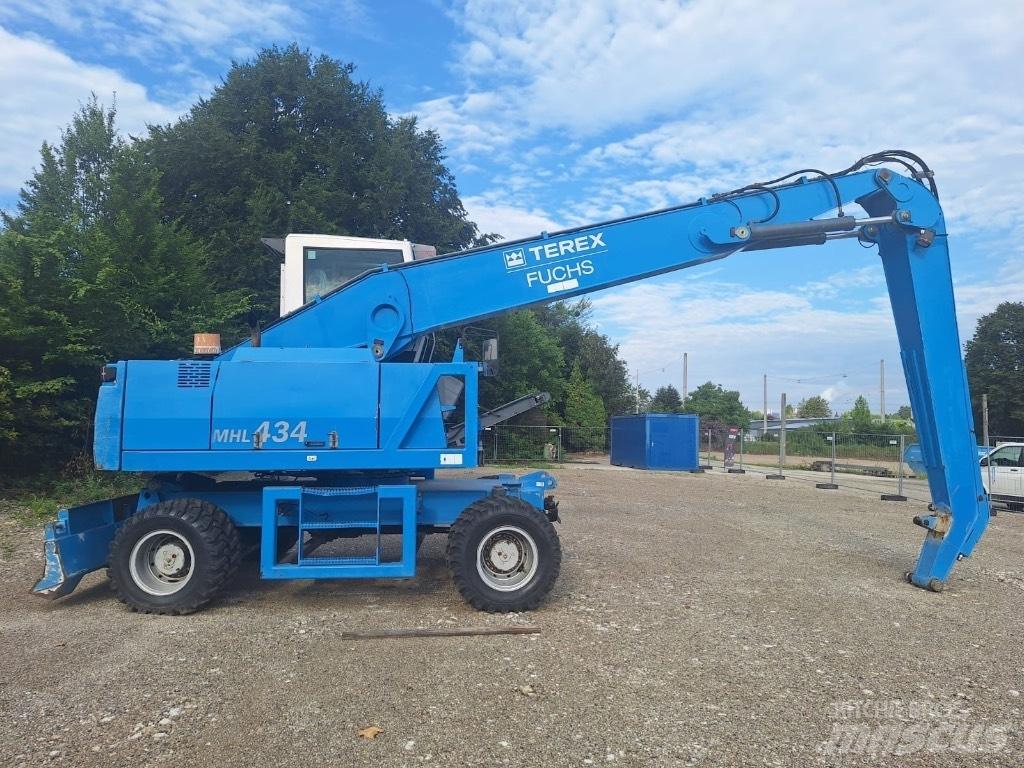 Fuchs MHL 434 Paleta de manipulare