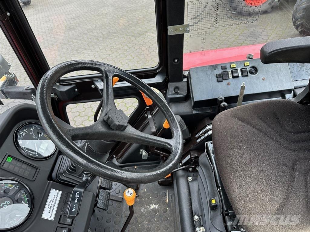 Belarus MTS 952.2 Tractoare