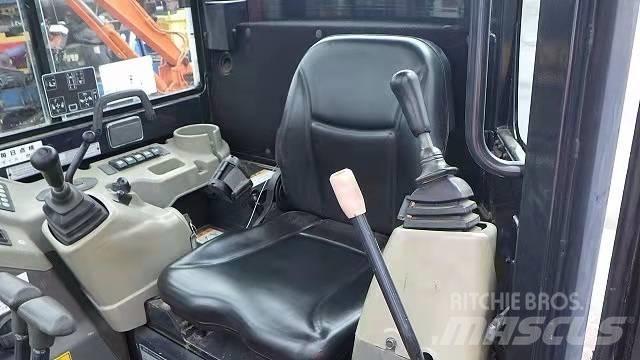 Yanmar VIO30 Excavatoare pe șenile
