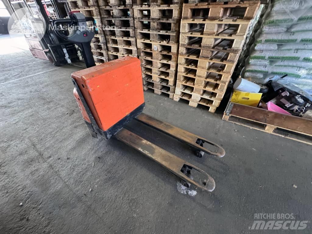 BT LWE 180 Transpaleta manuala