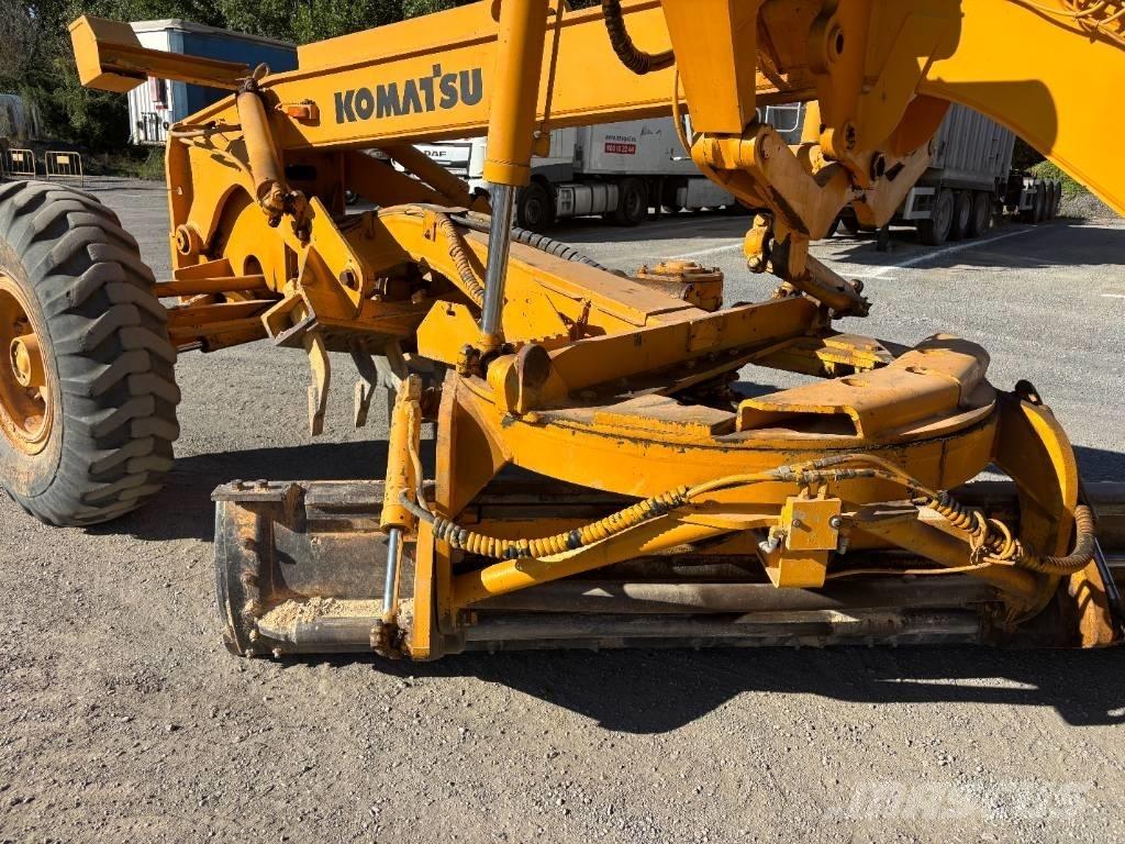 Komatsu GD 530 A Gredere