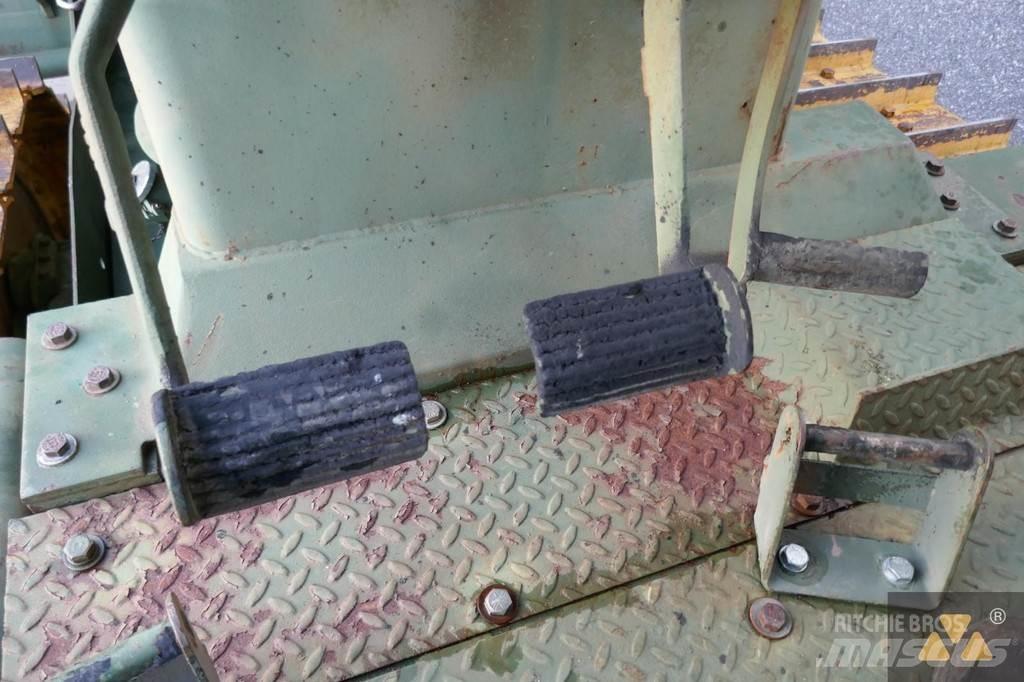 CAT D7G Ex-army Buldozere pe senile
