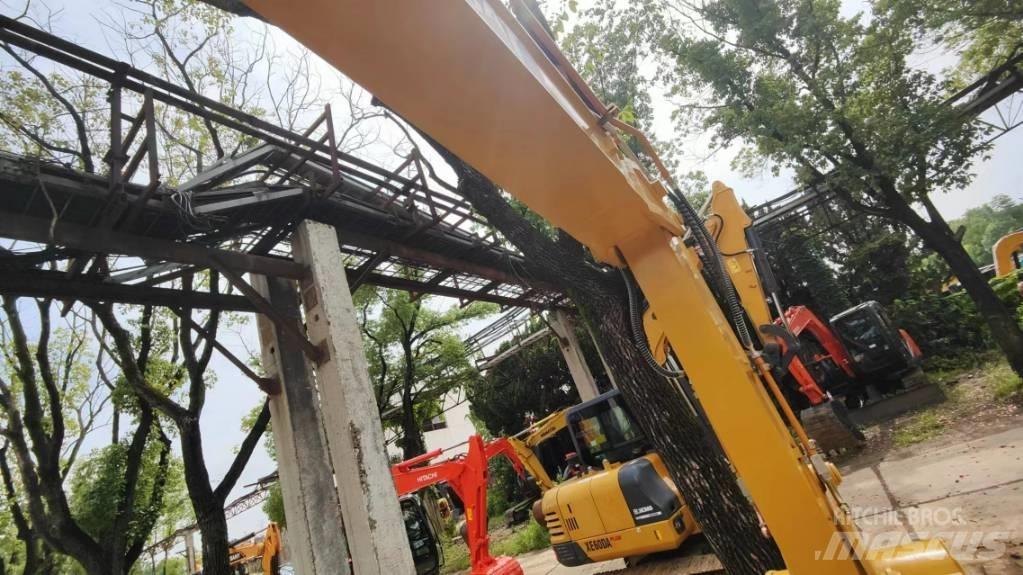 CAT 307 Excavatoare pe șenile
