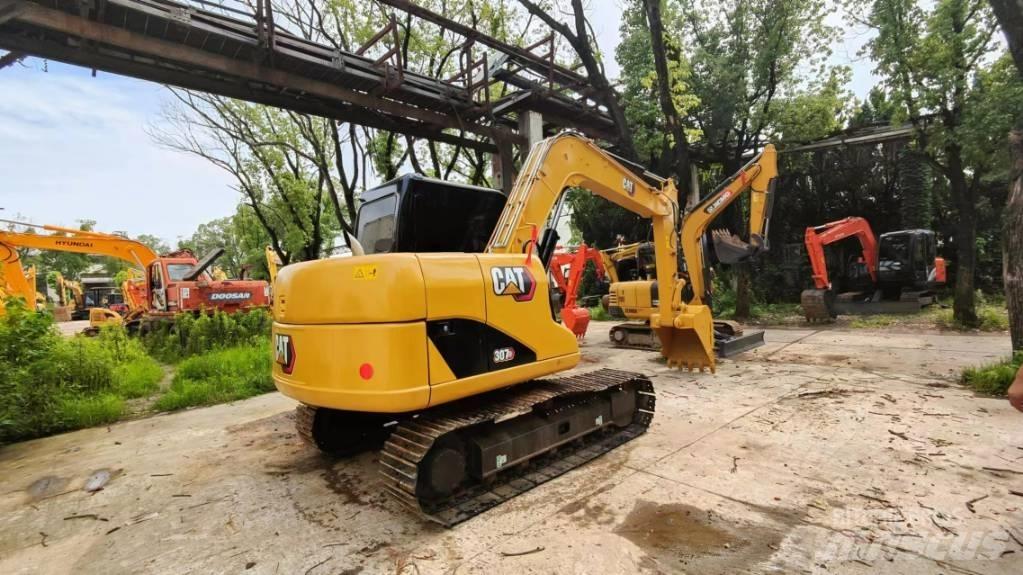 CAT 307 Excavatoare pe șenile
