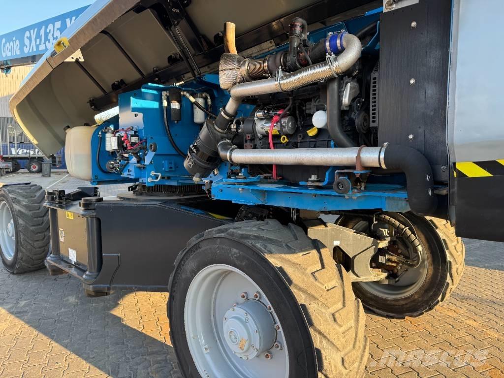 Genie SX 135 XC Nacele cu brat telescopic