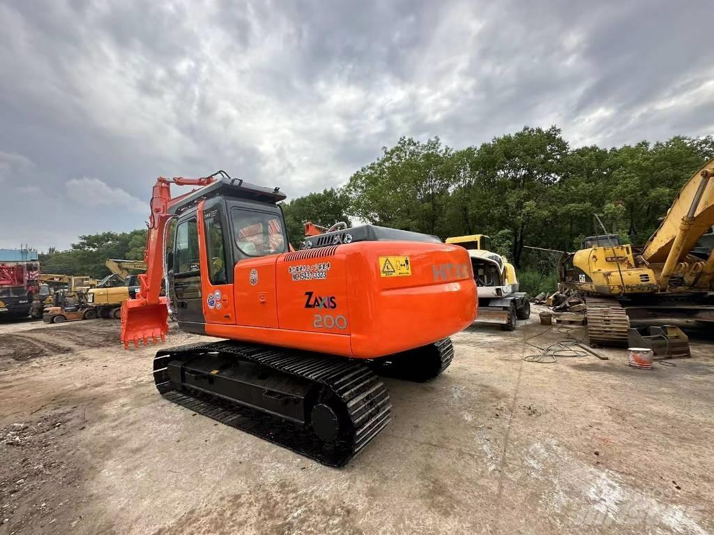 Hitachi ZX200 Excavatoare pe șenile
