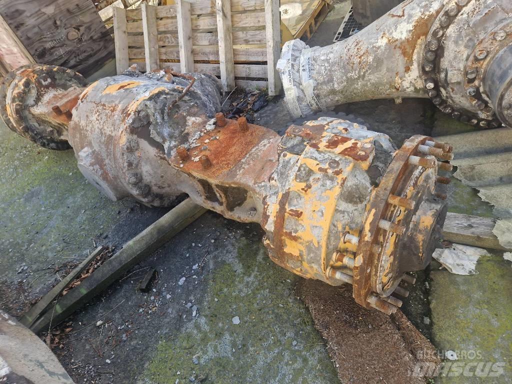 Liebherr L 586 Axe