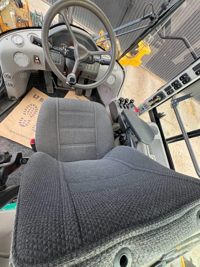 Volvo L 60 G Incarcator pe pneuri