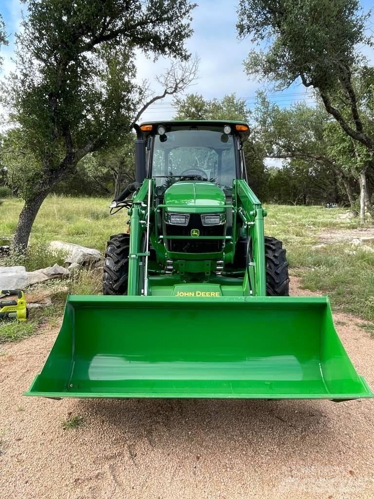John Deere 5060E Tractoare compacte