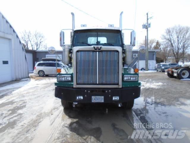 Western Star 4900 SF Autotractoare