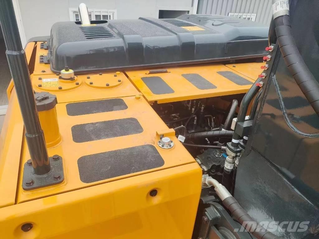 Hyundai HX 220 Excavatoare pe șenile

