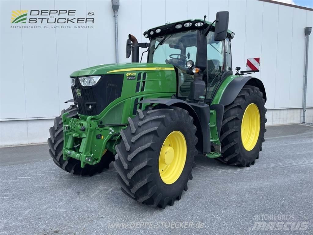 John Deere 6250R Tractoare