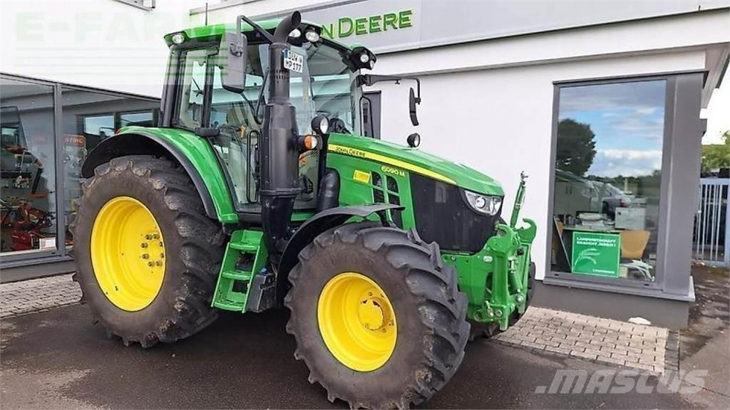 John Deere 6090m Tractoare