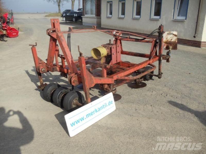  Möhrenköpfer Alte echipamente pentru recoltat
