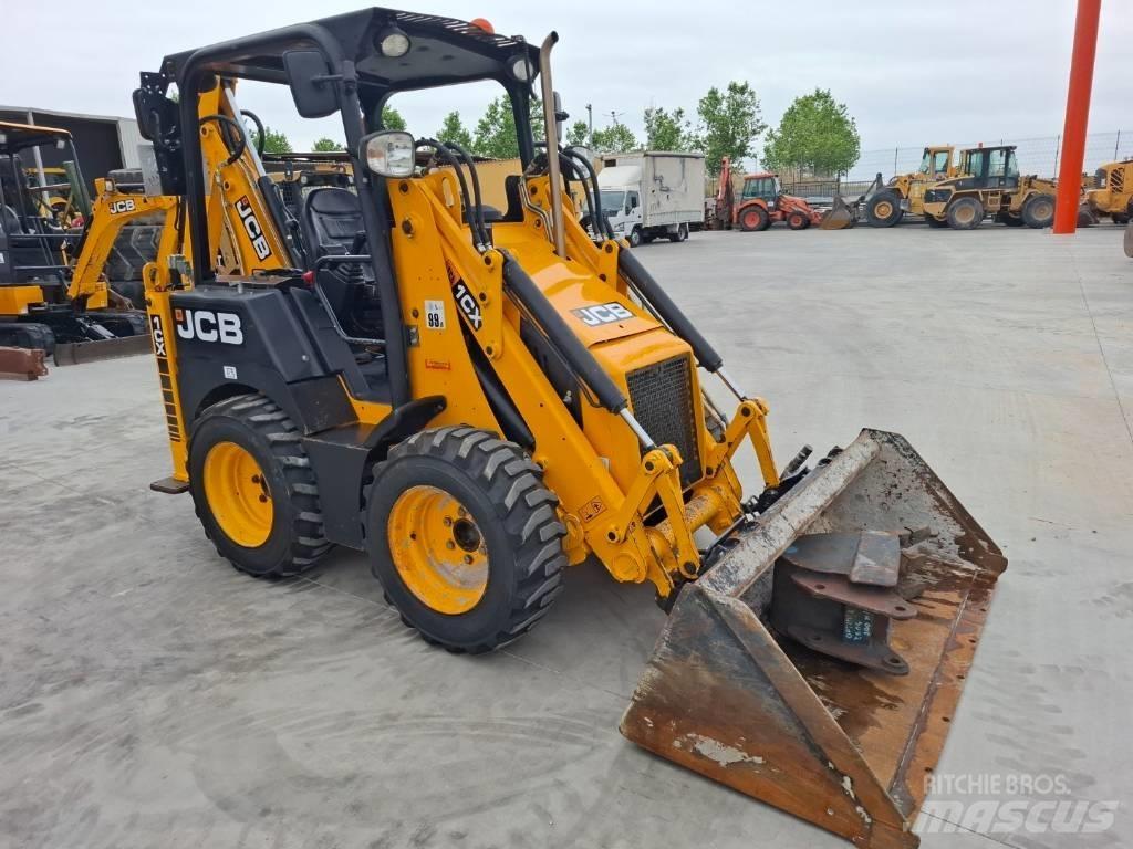 JCB 1 CX Buldoexcavatoare