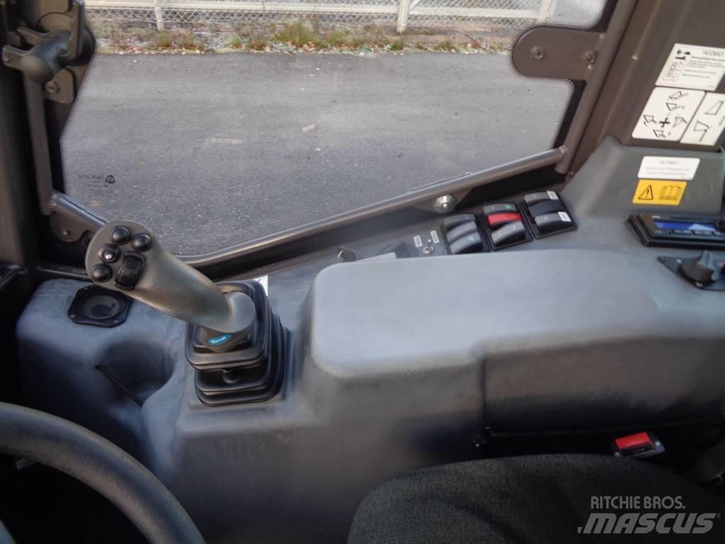 Mecalac AX850 V Incarcator pe pneuri