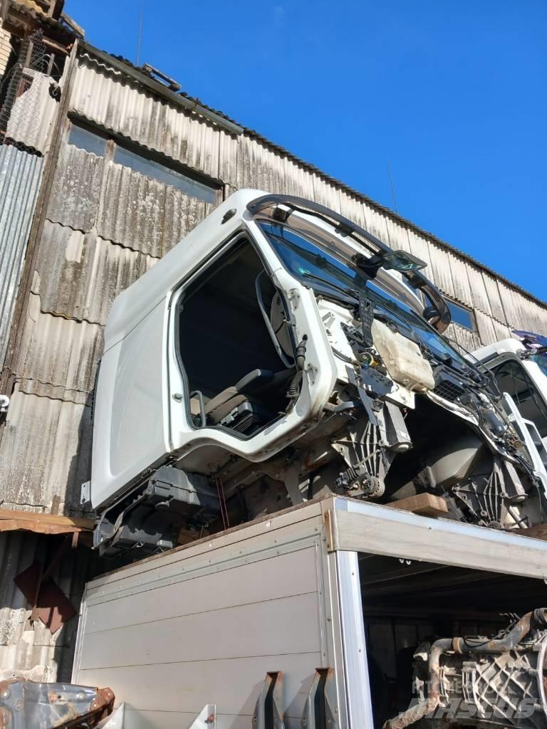 Renault Premium 460 Cabine si interior