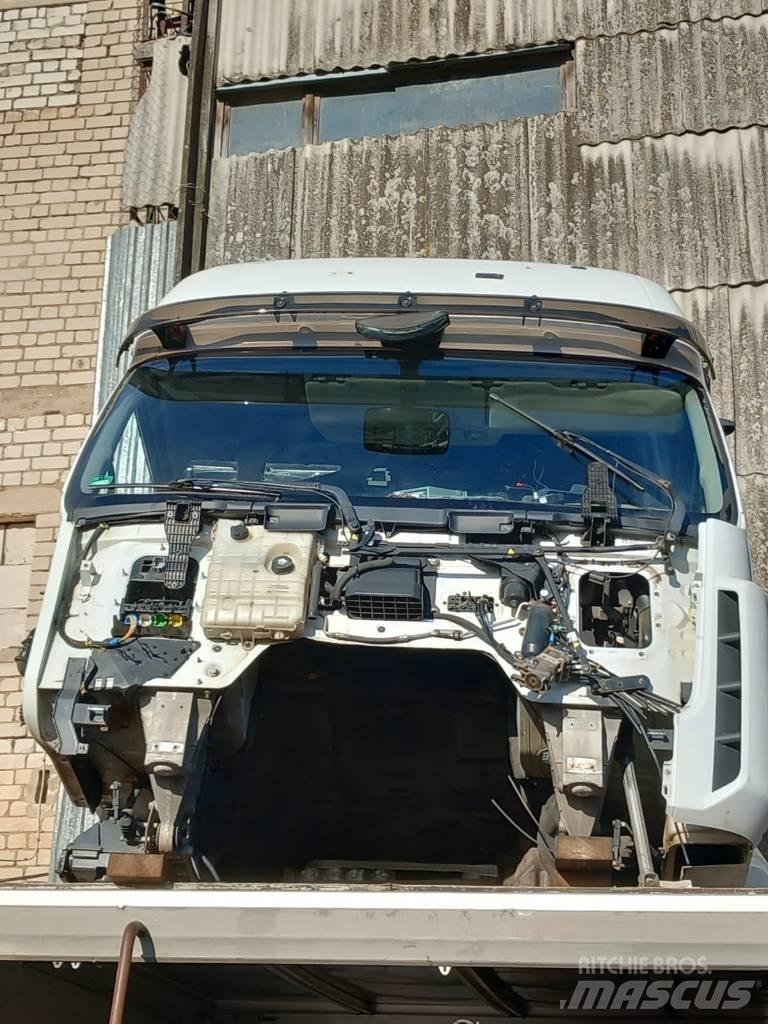 Renault Premium 460 Cabine si interior