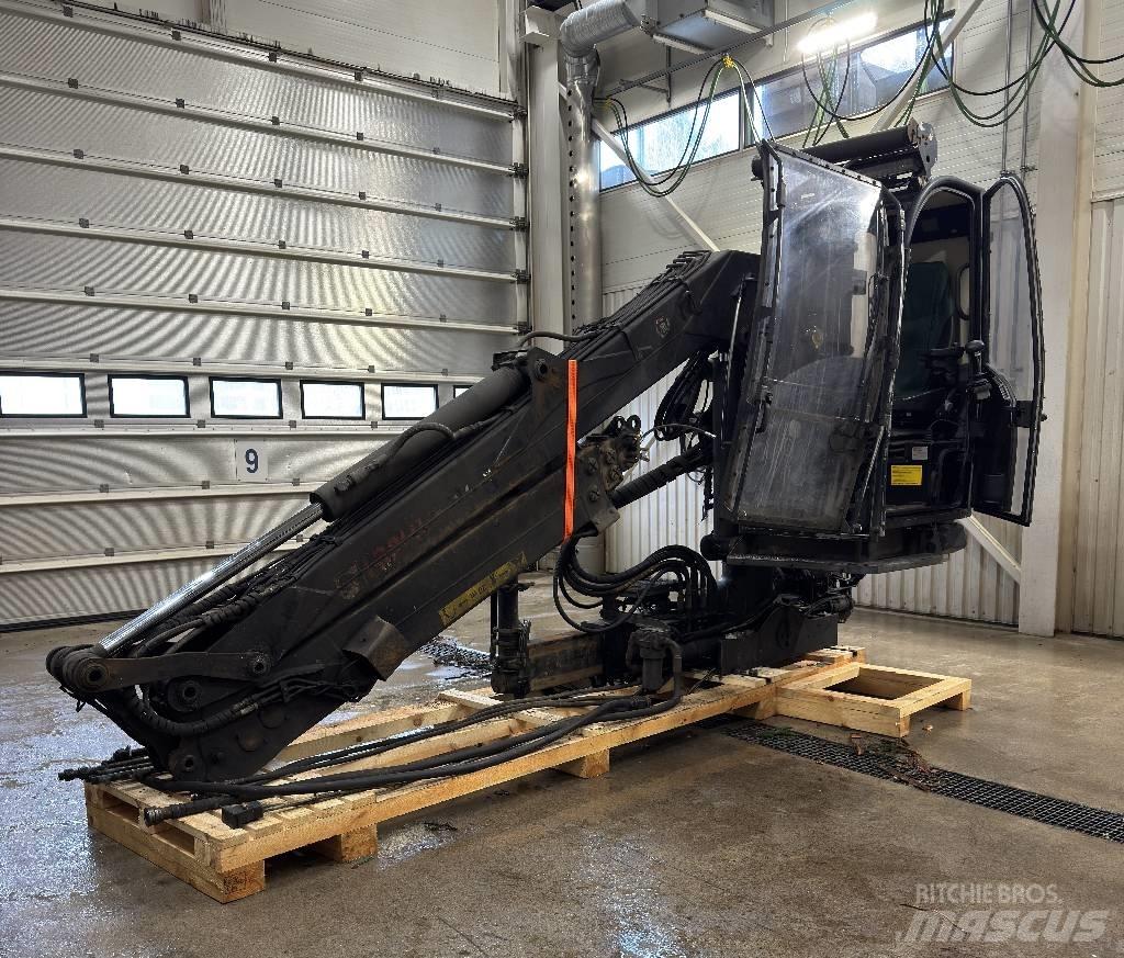 Loglift 118 S T Macarale forestiere
