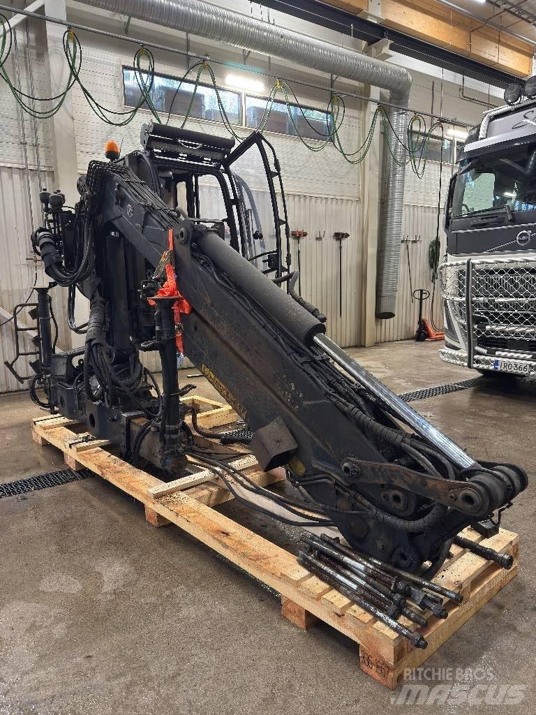 Loglift 118 S T Macarale forestiere