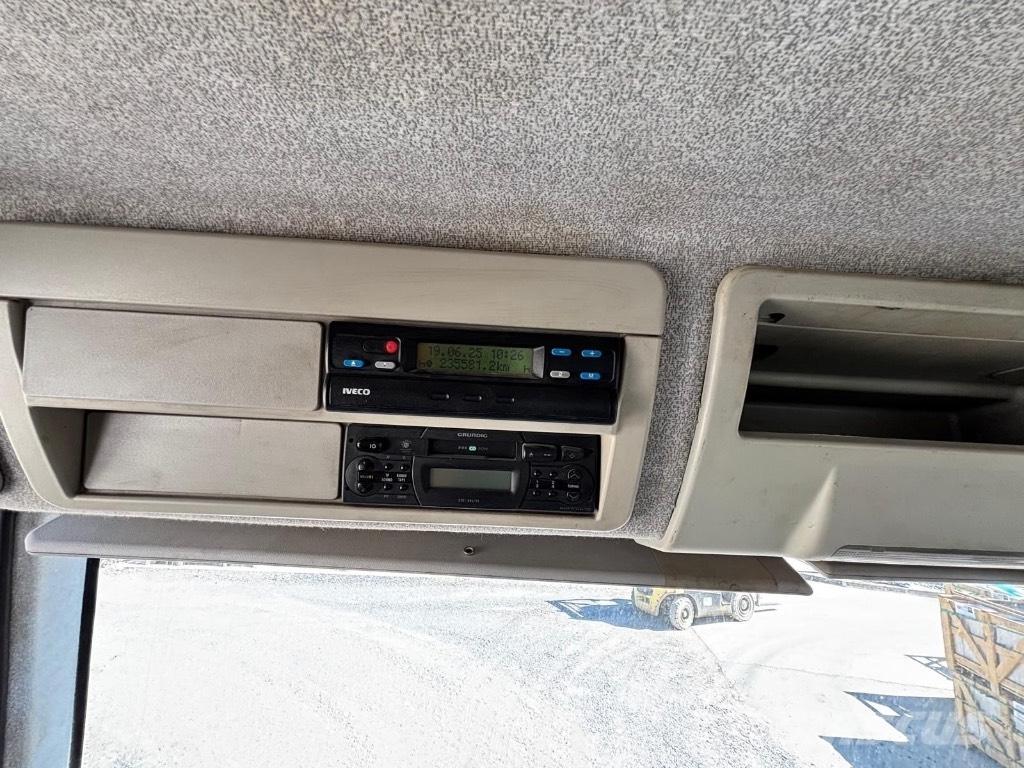 Iveco 180E 28 Autobasculanta