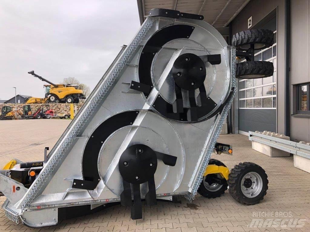 Bednar MM 7000 Utilaje întreţinere terenuri - Altele