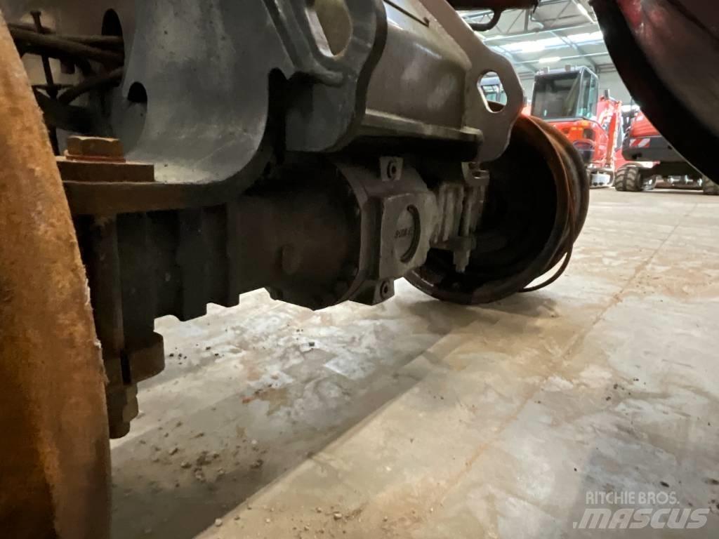 JCB loader Incarcator pe pneuri
