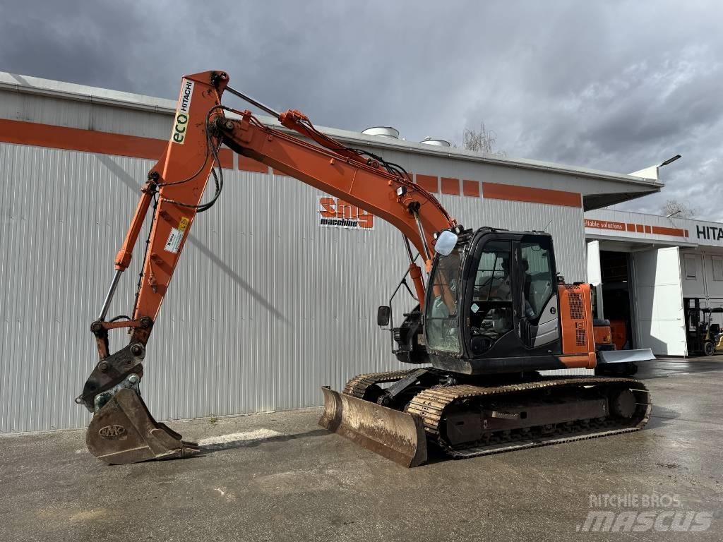 Hitachi ZX 135 US-6 Excavatoare pe șenile
