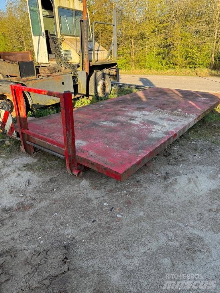  Andet Maskinlad Transport - Altele