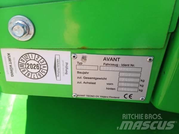 Avant 528 Mini incarcator