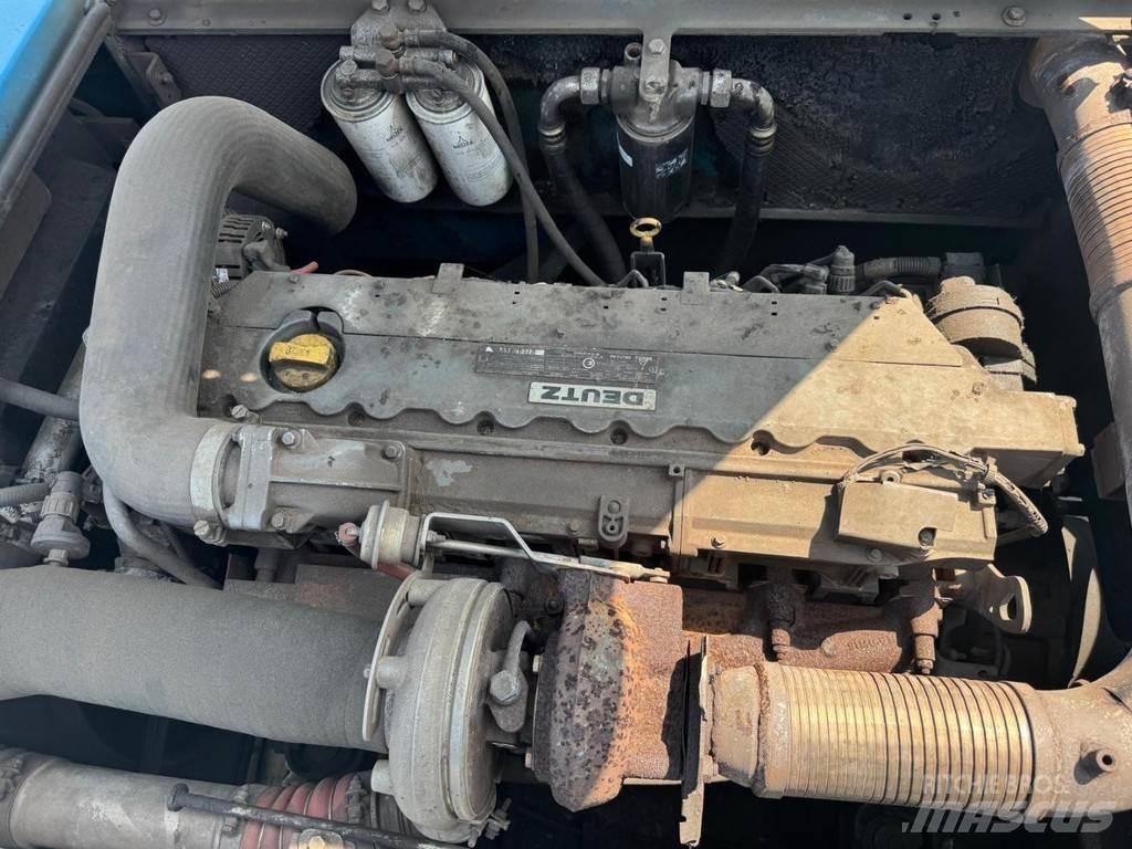 Fuchs MHL 350 Paleta de manipulare