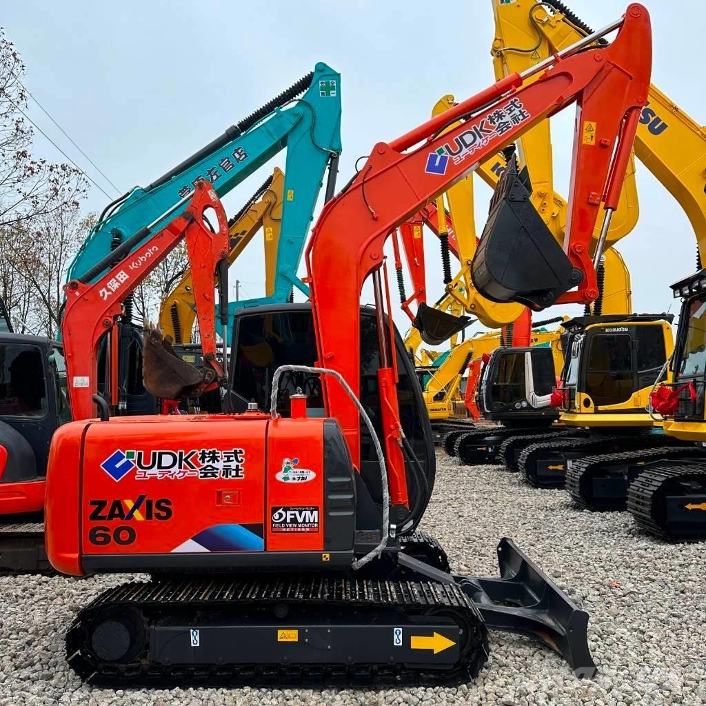 Hitachi ZX60 Mini excavatoare < 7t