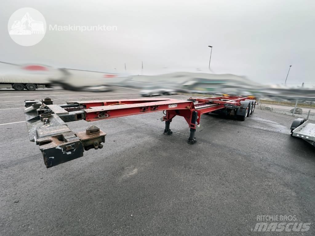 Renders RPS 10 Camion cu semi-remorca cu incarcator