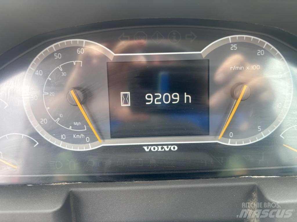 Volvo L 260 H Incarcator pe pneuri