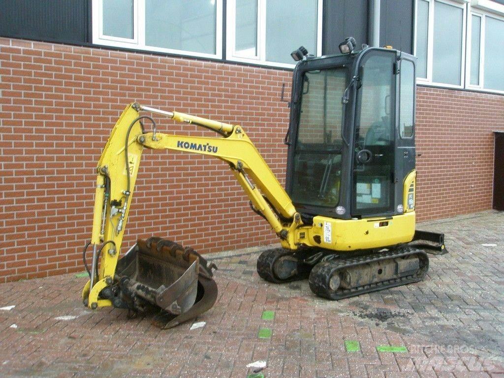 Komatsu PC16R-3HS Mini excavatoare < 7t