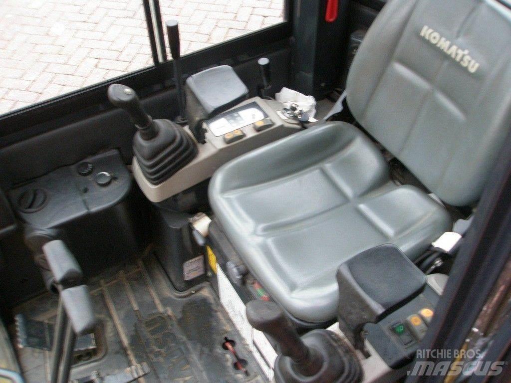 Komatsu PC16R-3HS Mini excavatoare < 7t