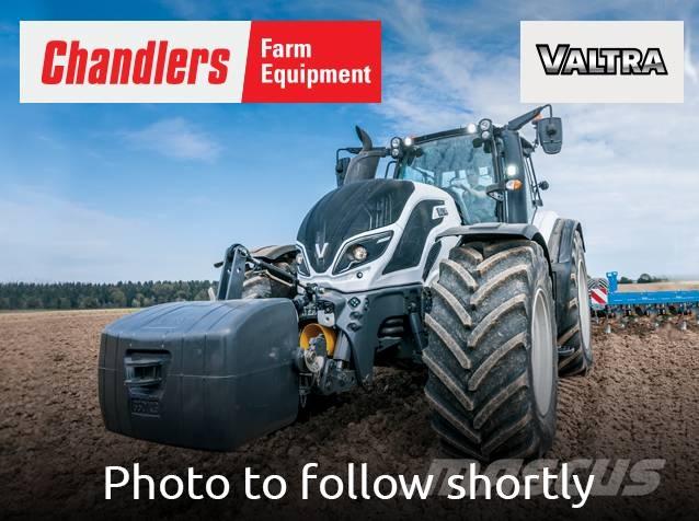 Valtra T 215 Tractoare