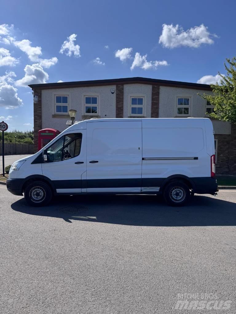 Ford Transit 350 Utilitara