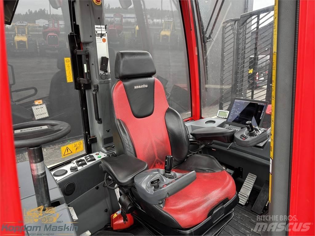 Komatsu 875 Transportoare
