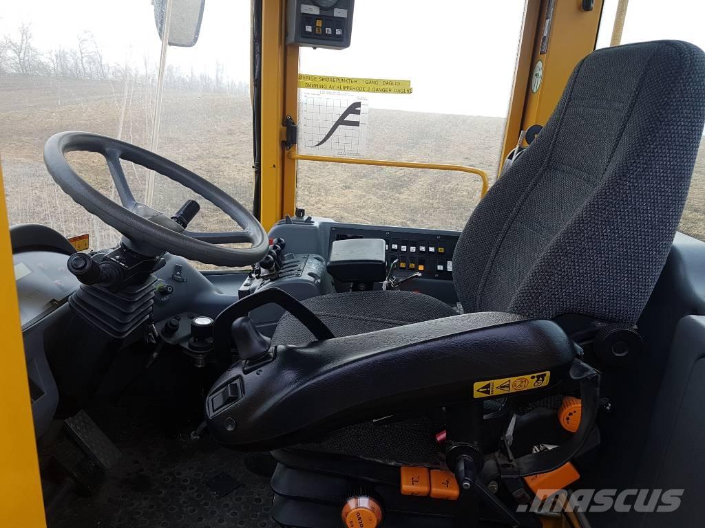 Volvo L 70 D Incarcator pe pneuri