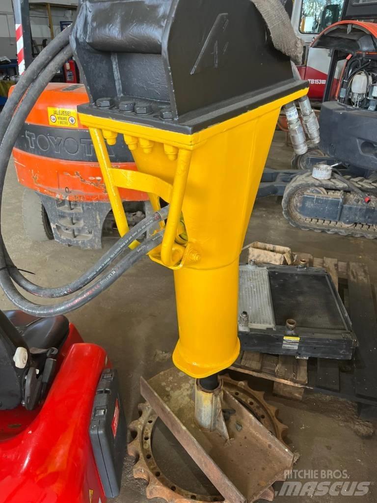 Montabert SD28 Ciocane / Concasoare