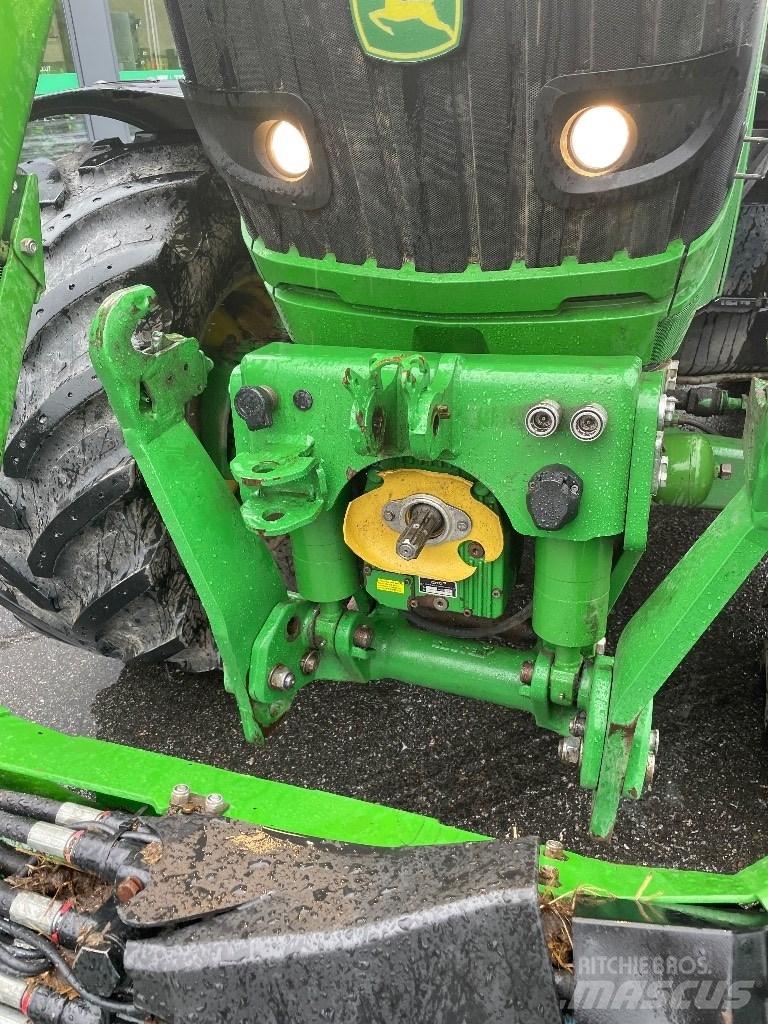 John Deere 6140R Tractoare