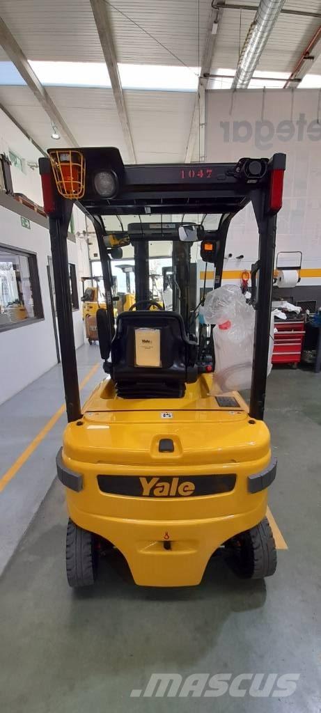 Yale ERP 18 VF LWB Stivuitor electric