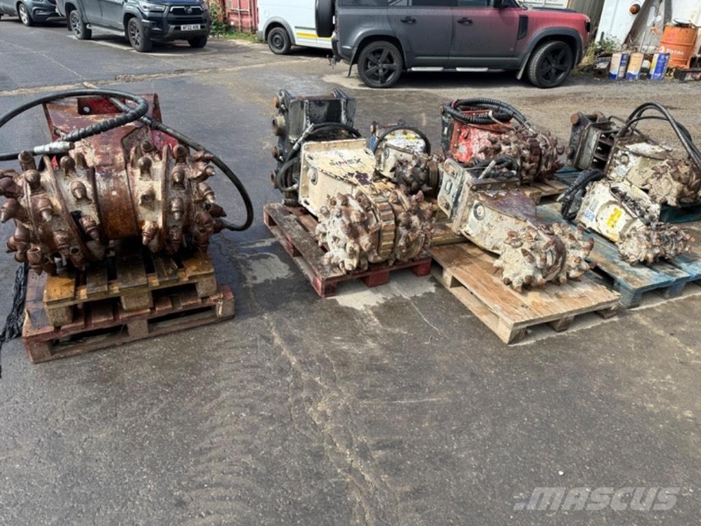 Simex TF100 Excavatoare de santuri